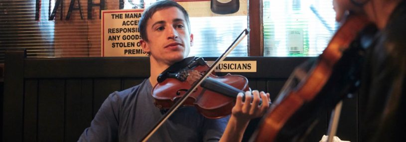 The Cobblestone Pub live violin