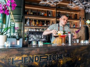 The Hendrick Lobby Cocktail preparation